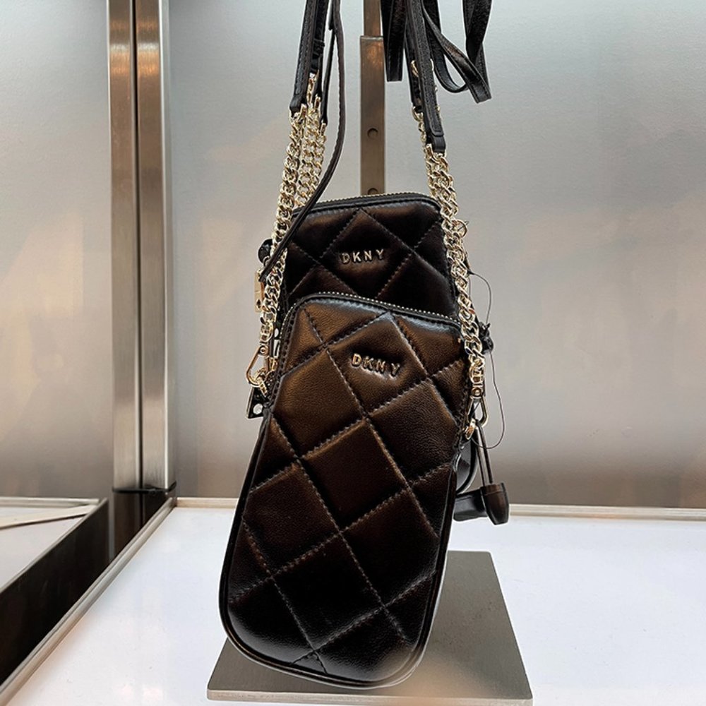 NWT DKNY QUILTED PHONE CROSS BODY BAG